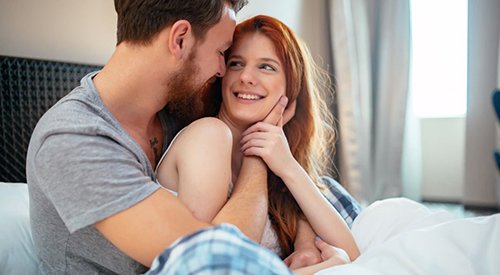 chồng ngày nào cũng đòi quan hệ do vợ ăn bận gợi cảm